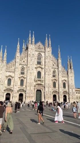 Duomo di Milano on a bright July afternoon
